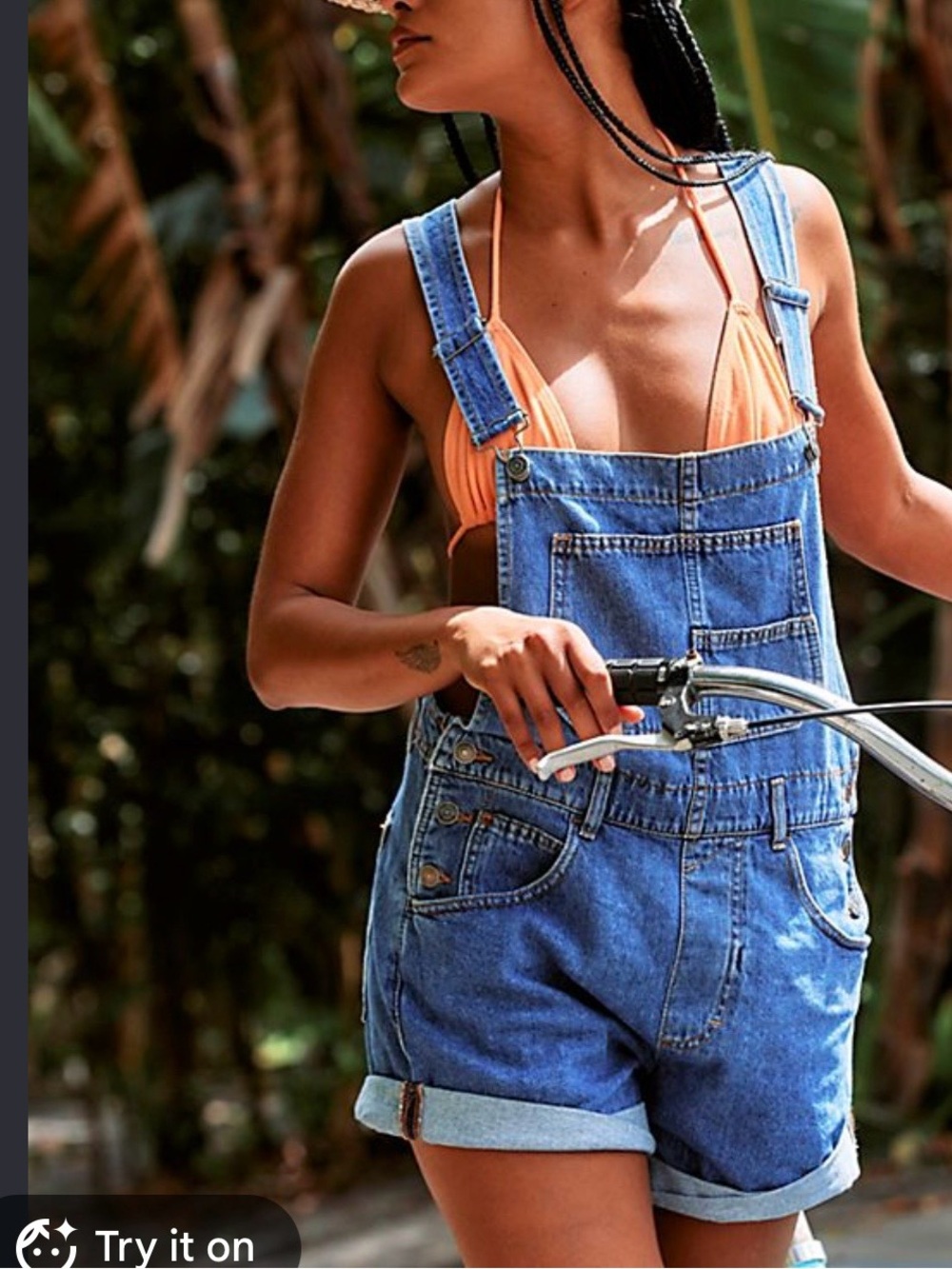 We The Free Light Blue ziggu Denim Short Overalls size medium
